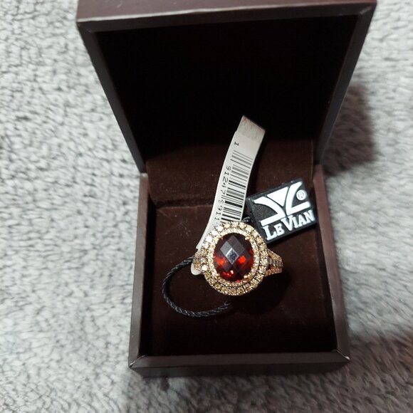 NWT Le Vian Garnet (4 ct. tw) & Diamond (7/8 ct.t.w.) Statement Ring in 14k RG - Picture 1 of 4